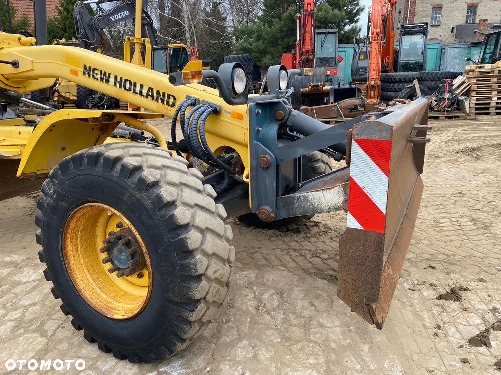 New Holland F156.7A, 10300 MTH, INSTALACJA DO NIWELACJI TRIMBLE 3D, Z NIEMIEC, NAPĘD 6X6, ZRYWAK, PRZEDNI PŁUG, - 23