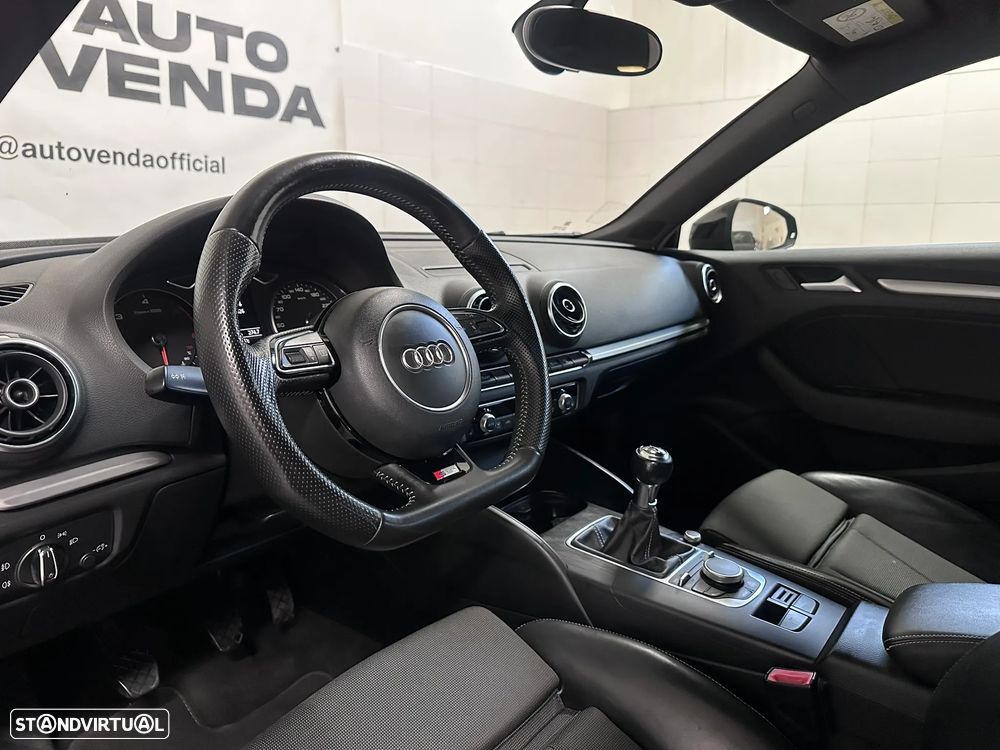 Audi A3 Sportback 2.0 TDI S line Sport Pack - 13