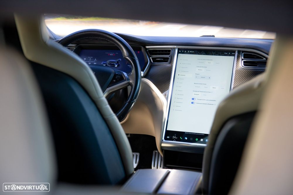 Tesla Model S P85D - 14