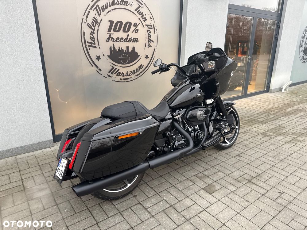 Harley-Davidson Touring Road Glide - 3