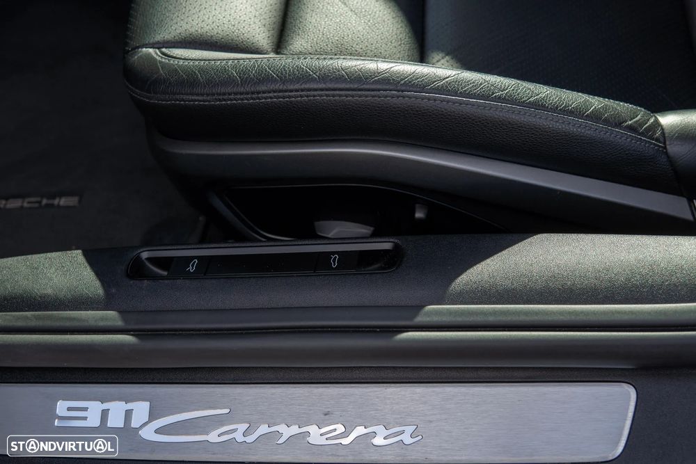 Porsche 911 (992) Carrera PDK - 14