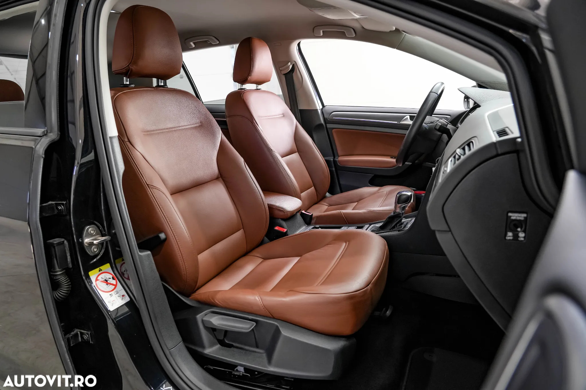 Volkswagen Golf e-Golf - 9