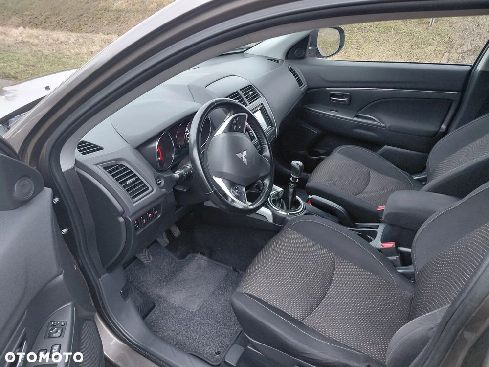 Mitsubishi ASX 1.8 DID Instyle NAVI AS&G - 15