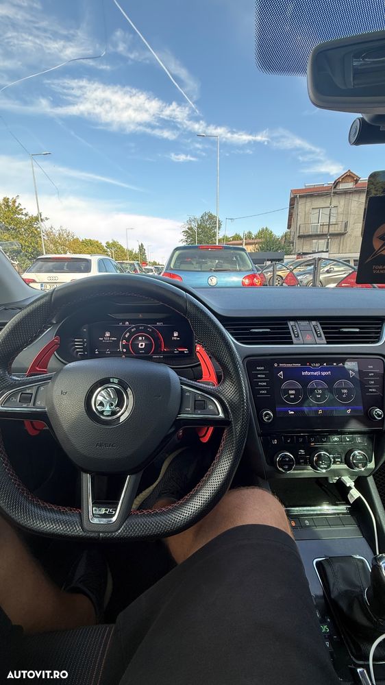 Skoda Octavia 2.0 TDI DSG Style - 4