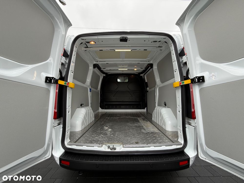 Ford Transit Custom - 9