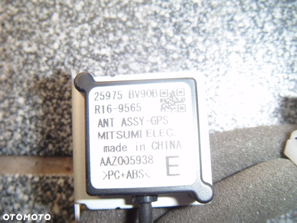 nissan juke f15 13r antena GPS   25975bv90b - 2