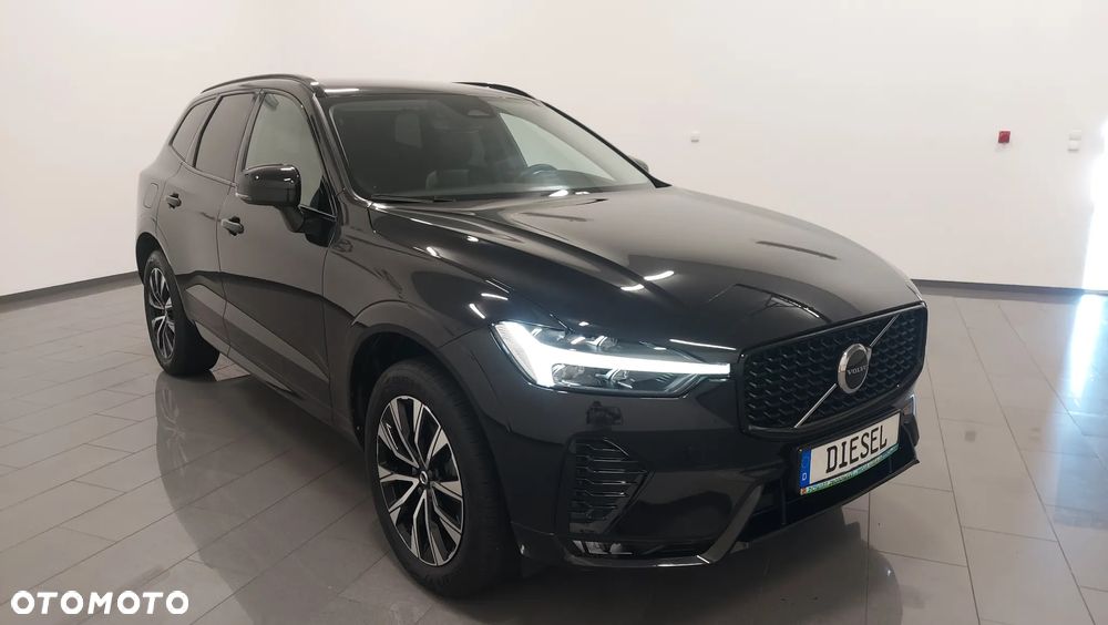 Volvo XC 60 B4 D Plus Dark - 2