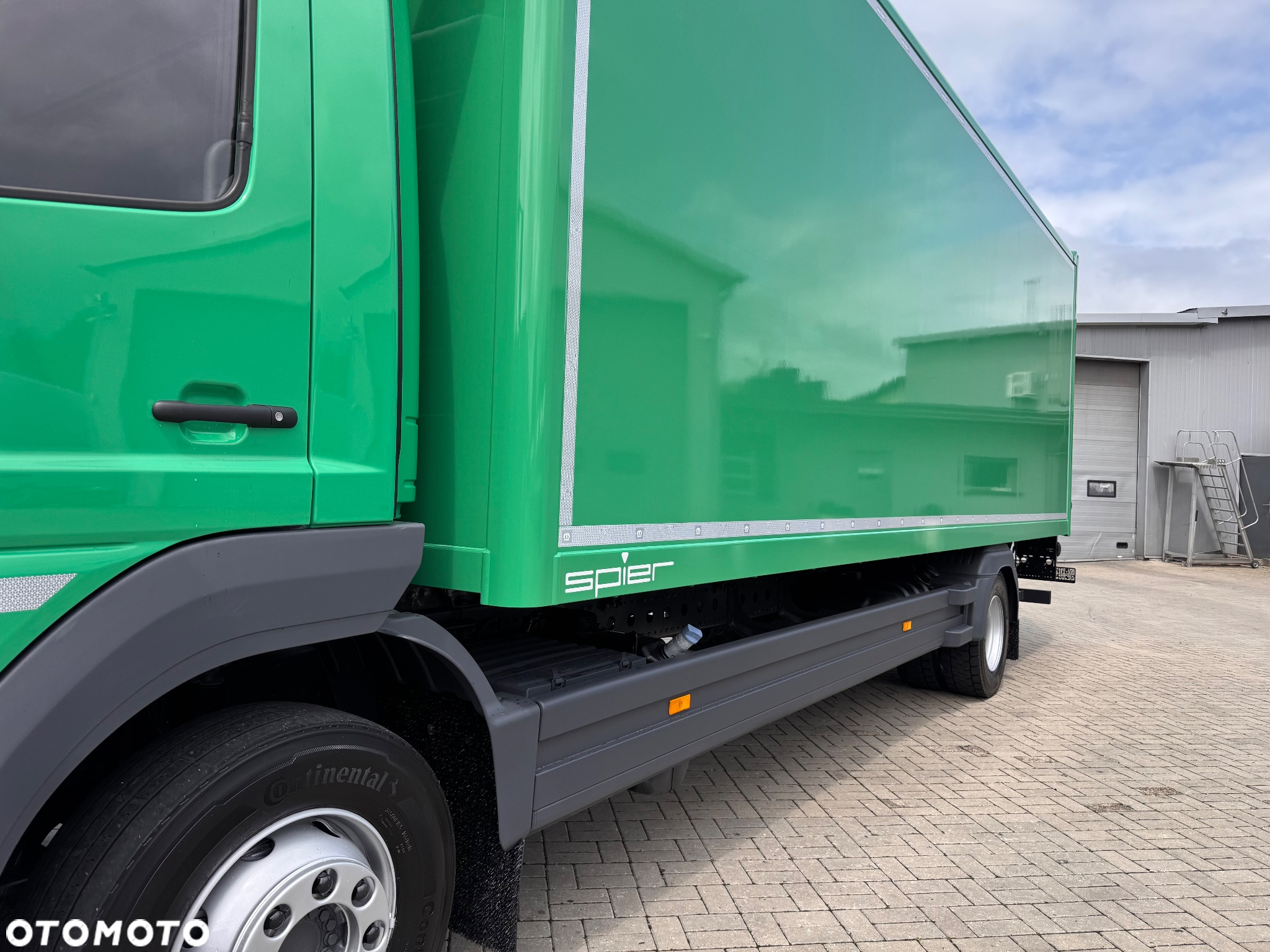 Mercedes-Benz ATEGO - 21