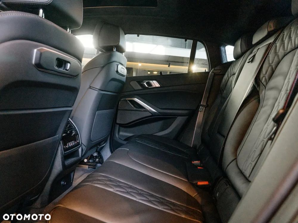 BMW X6 - 15