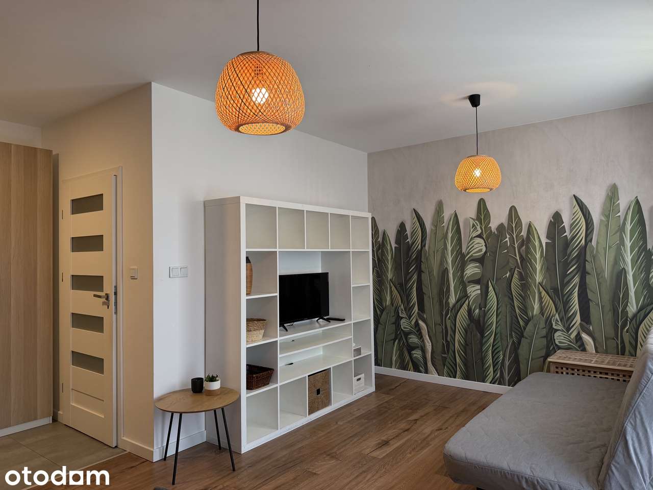 Jasne studio z ogródkiem na Kabatach – 34 m² + garaż i komórka