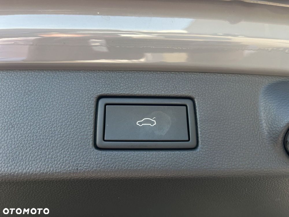 Volkswagen Arteon 2.0 TSI 4Motion R DSG - 17