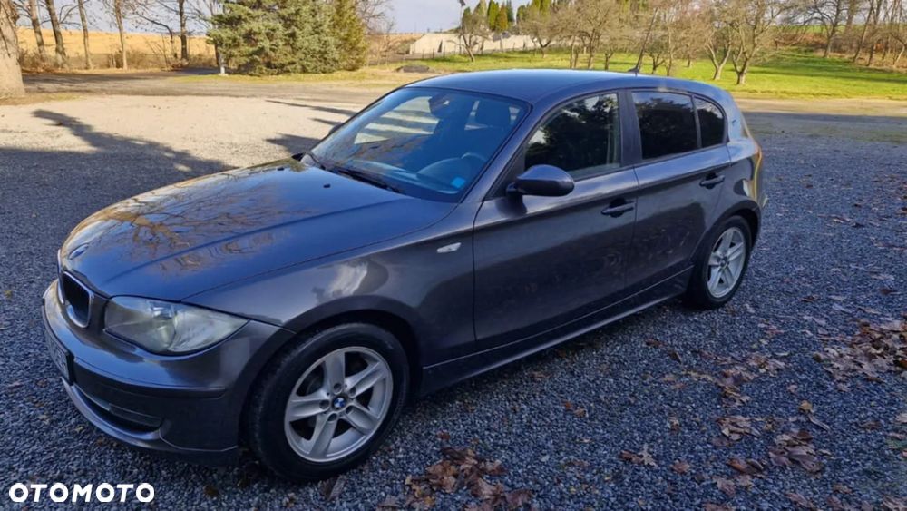 BMW Seria 1 - 15