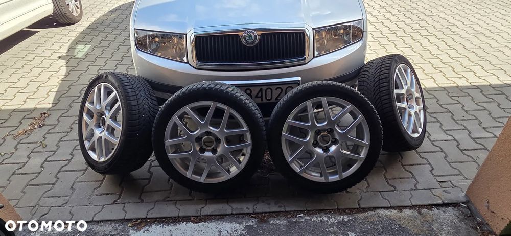 Skoda Fabia 1.4 16V Ambiente - 33