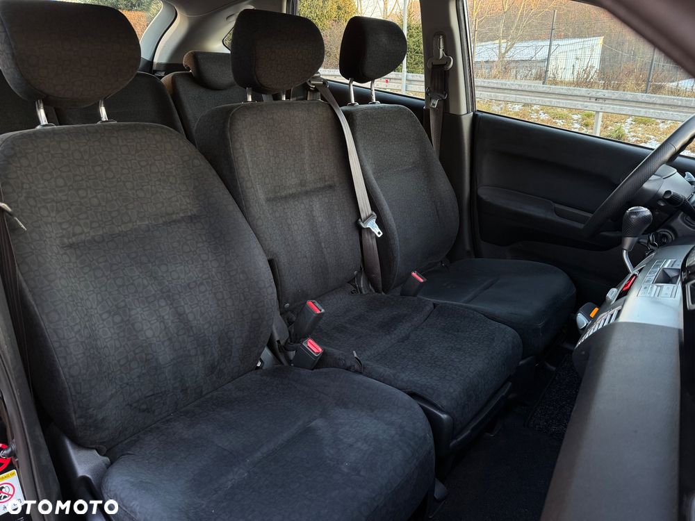 Honda FR-V - 10