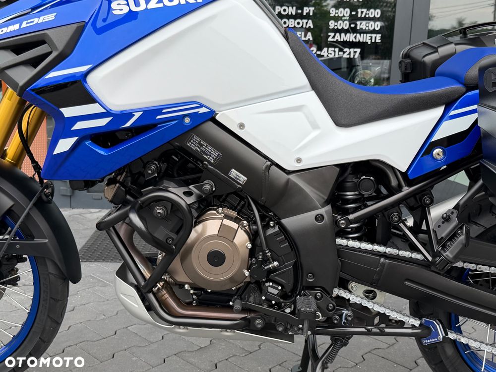 Suzuki V-STROM - 32