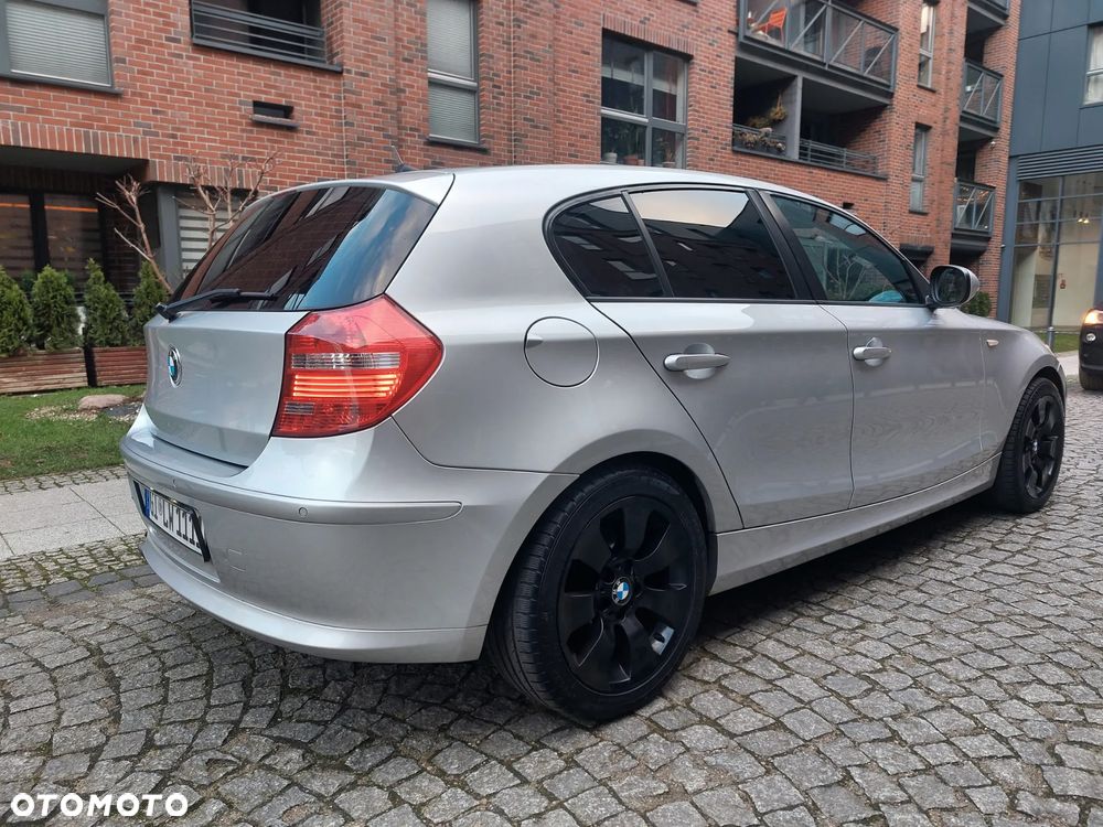 BMW Seria 1 116i Edition Sport - 10