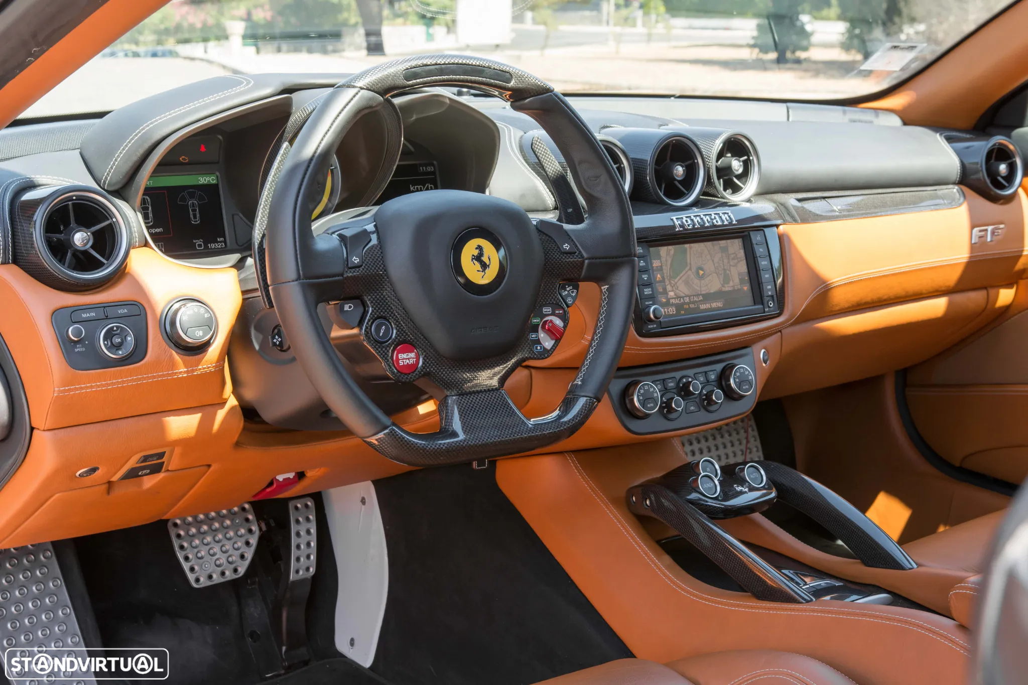 Ferrari FF - 15