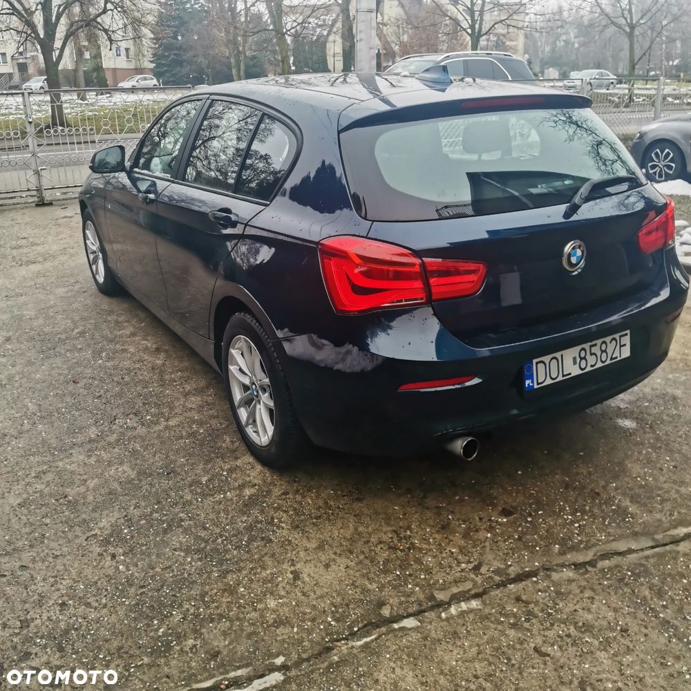 BMW Seria 1 116d Sport Line - 6