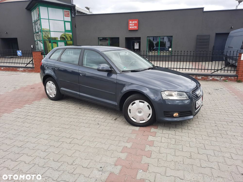 Audi A3 Sportback - 6