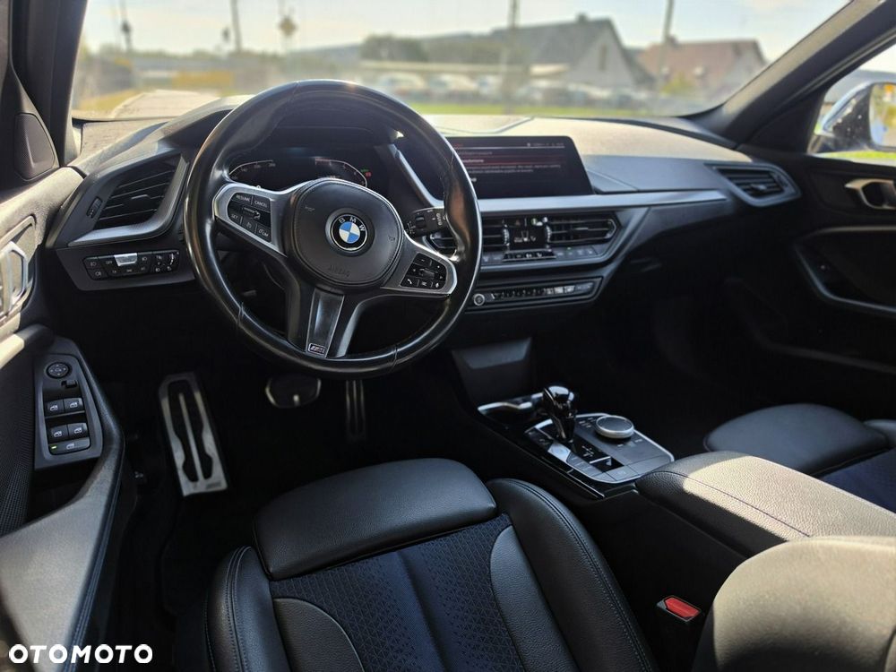 BMW Seria 1 - 15