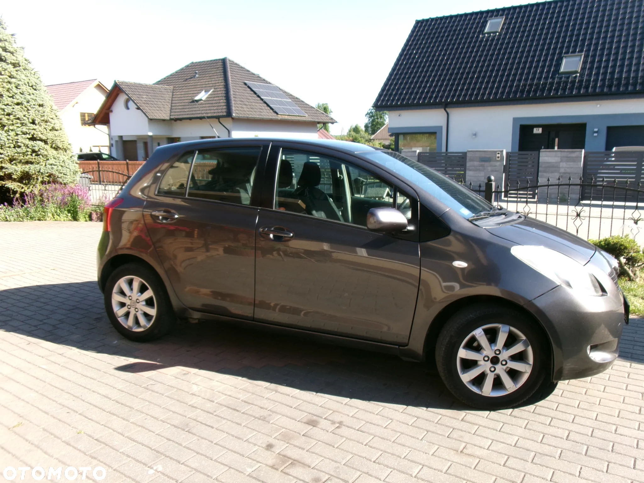 Toyota Yaris - 2