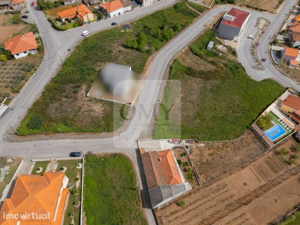 Lote em Sabrosa para Construção de Moradia com 4 Frentes - Grande imagem: 5/7