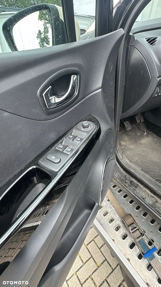 Renault Captur - 6