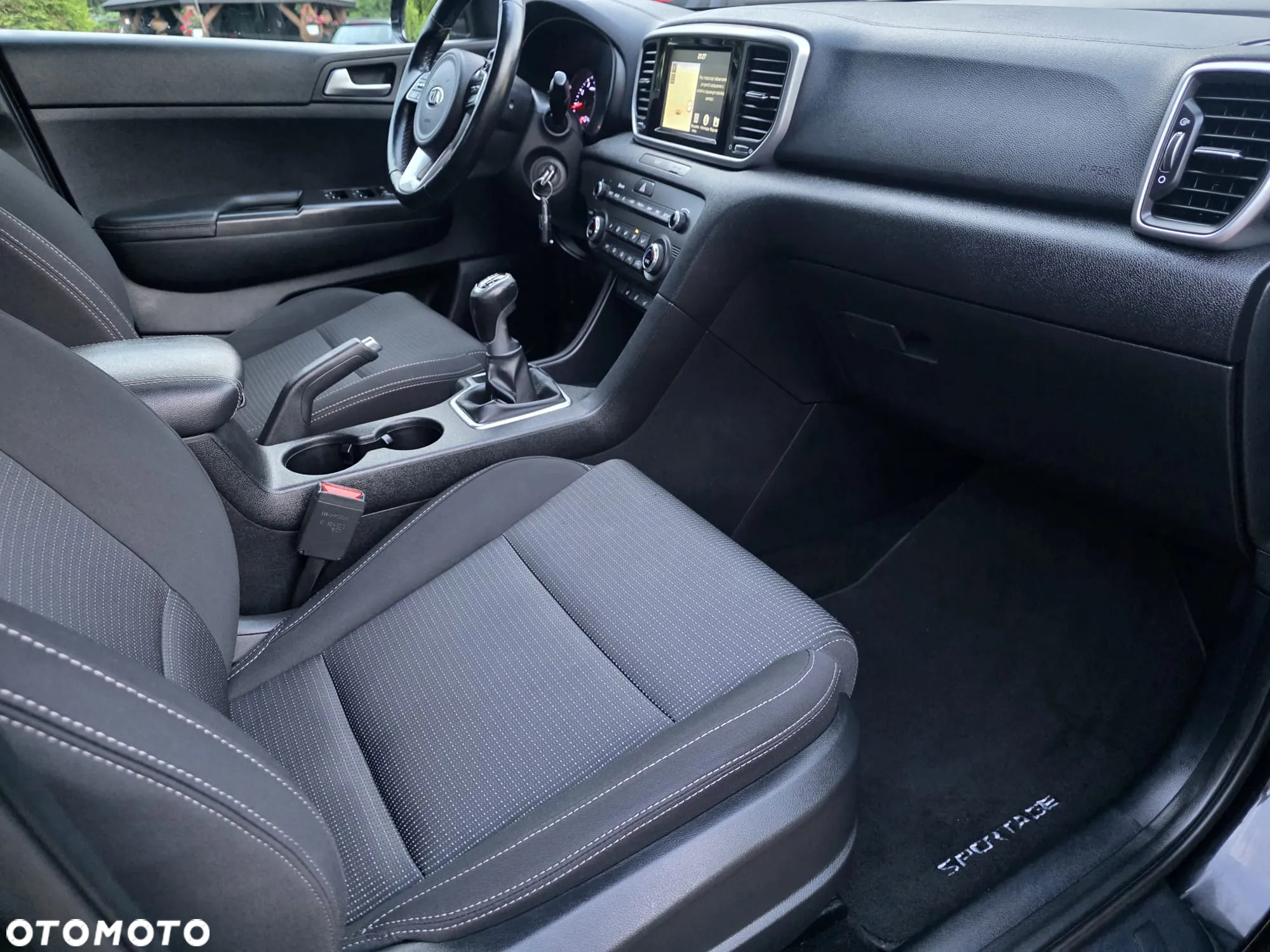 Kia Sportage 1.6 T-GDI 2WD VISION - 8