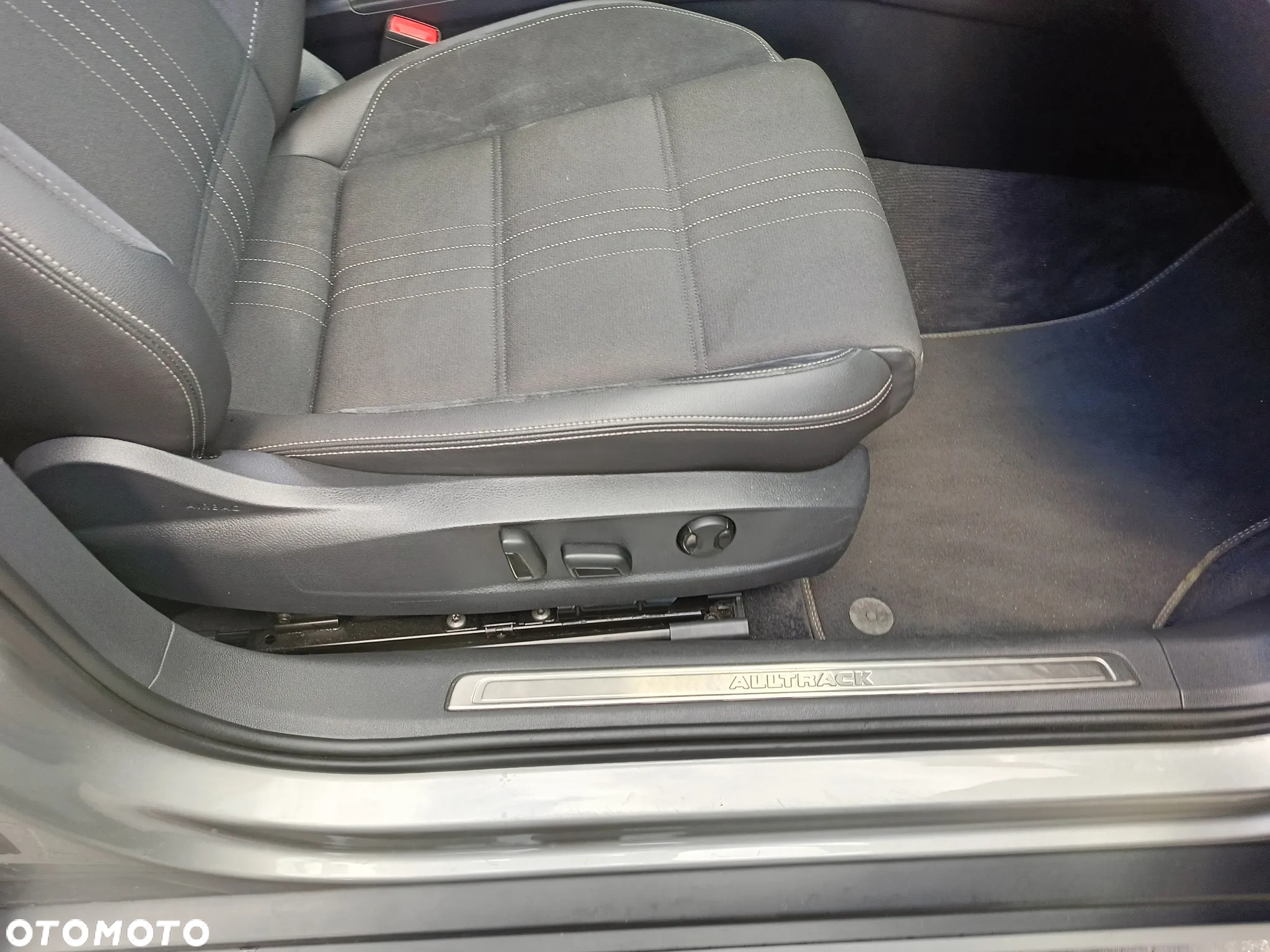 Volkswagen Passat Alltrack 2.0 TDI Bi-Turbo SCR 4Mot DSG - 14