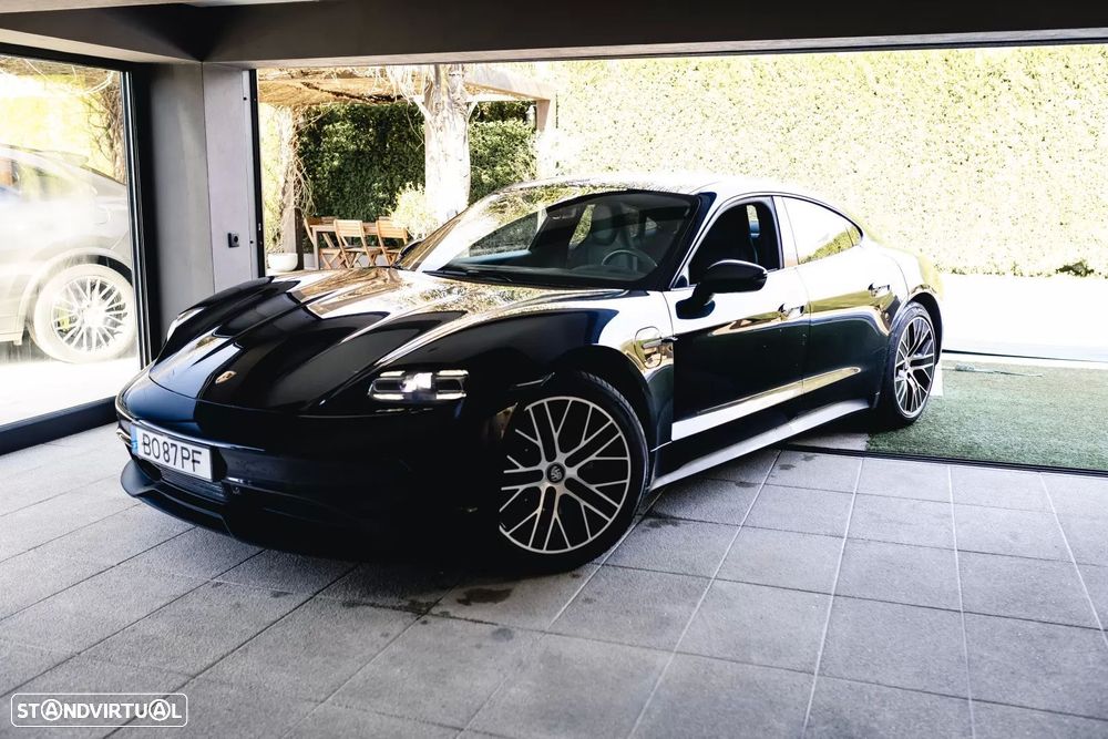 Porsche Taycan Standard - 3