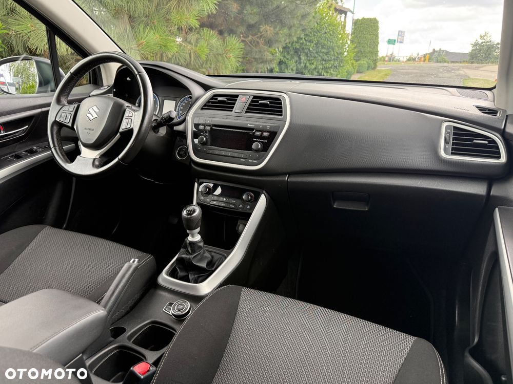 Suzuki SX4 S-Cross - 13
