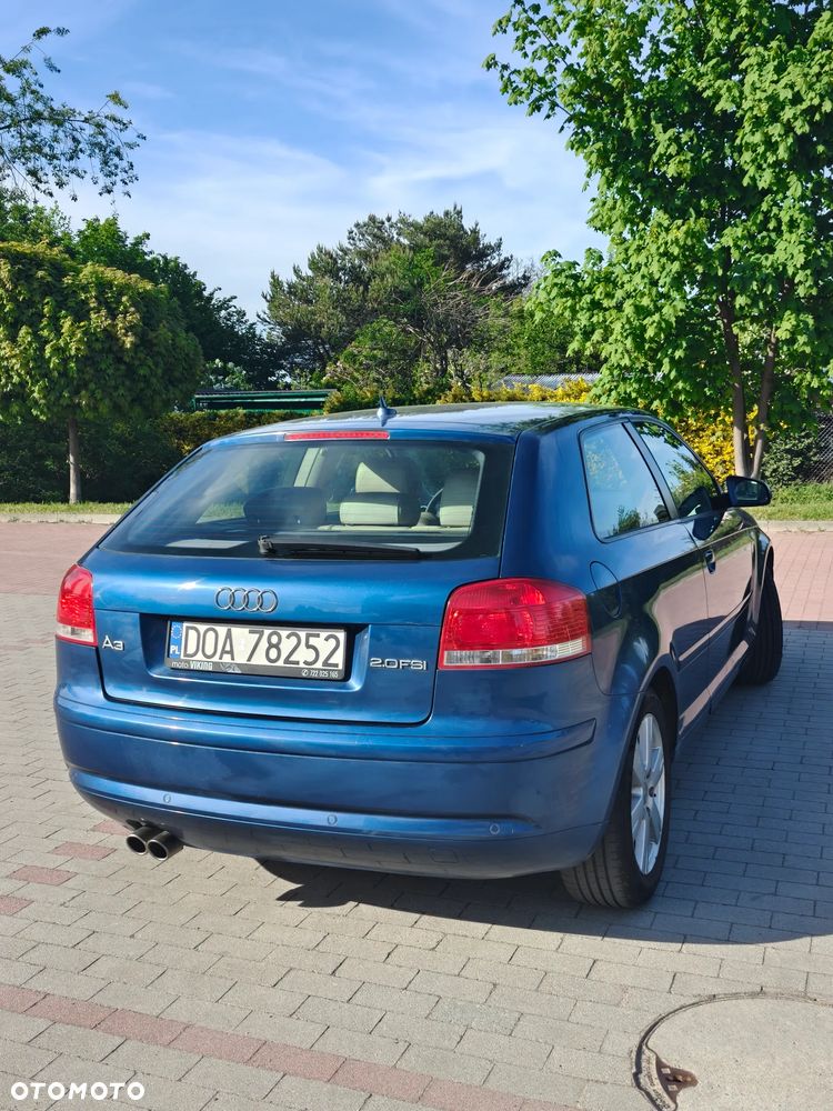 Audi A3 3-drzwiowe 2.0 FSI Ambiente Tiptronic - 5