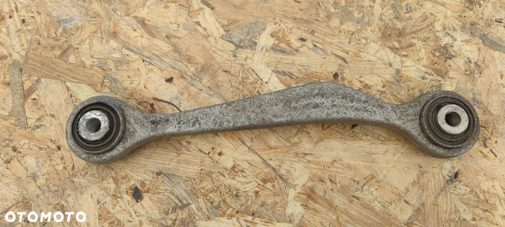 WAHACZ PRAWY TYŁ GÓRNY AUDI A4 B8 A5 8T 8K0501530K - 3