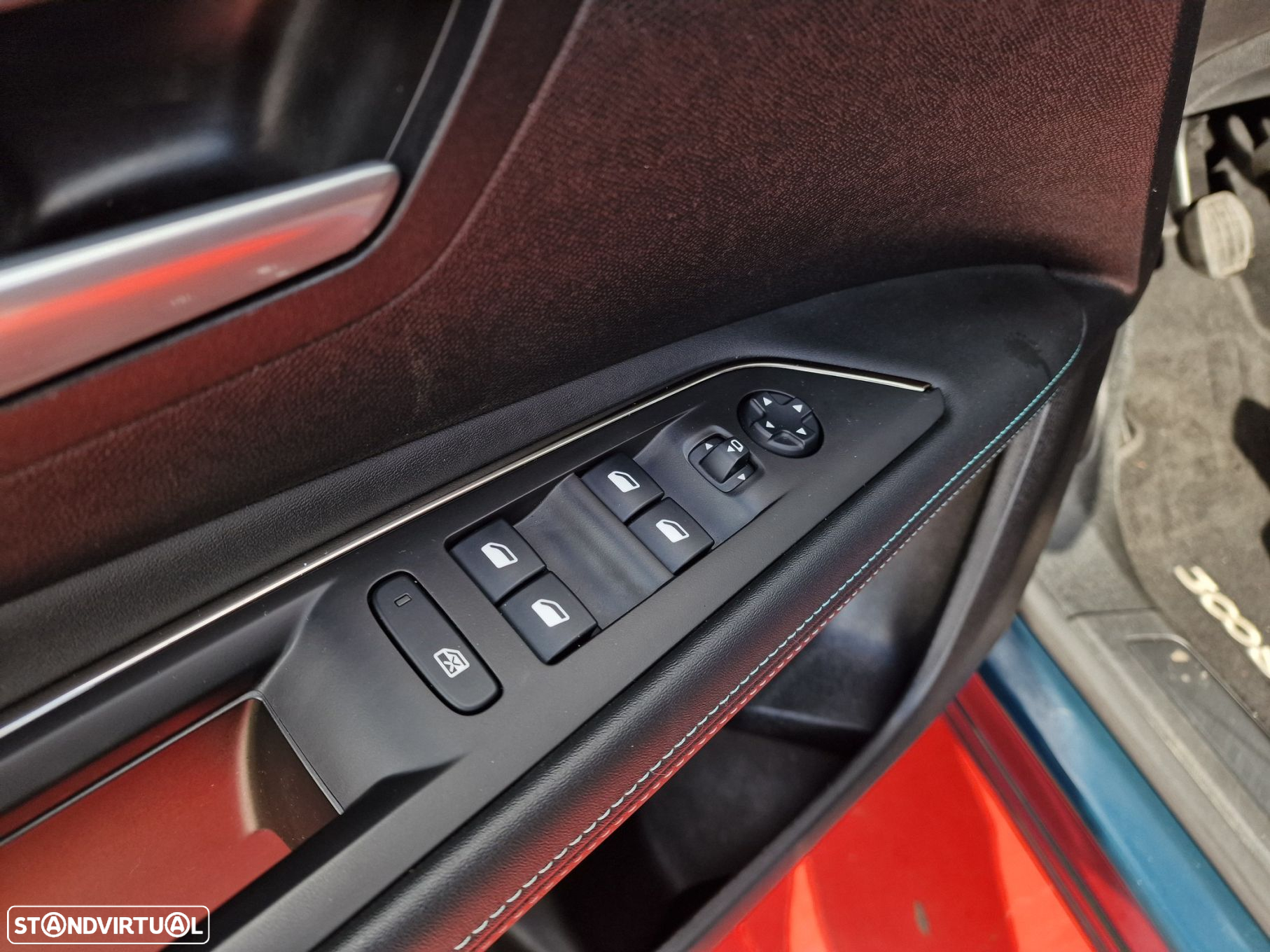 Peugeot 3008 1.2 PureTech Allure - 10