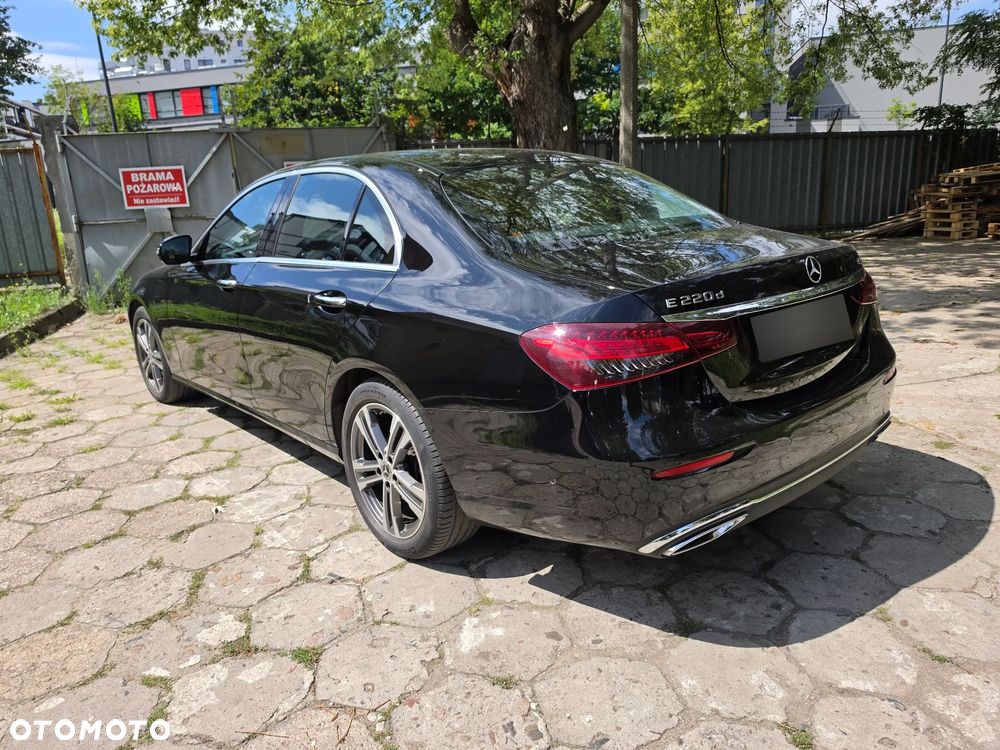 Mercedes-Benz Klasa E 220 d 4-Matic - 5