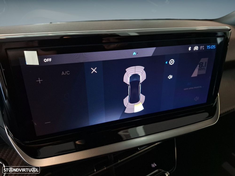 Peugeot e-2008 54 kWh Allure - 22