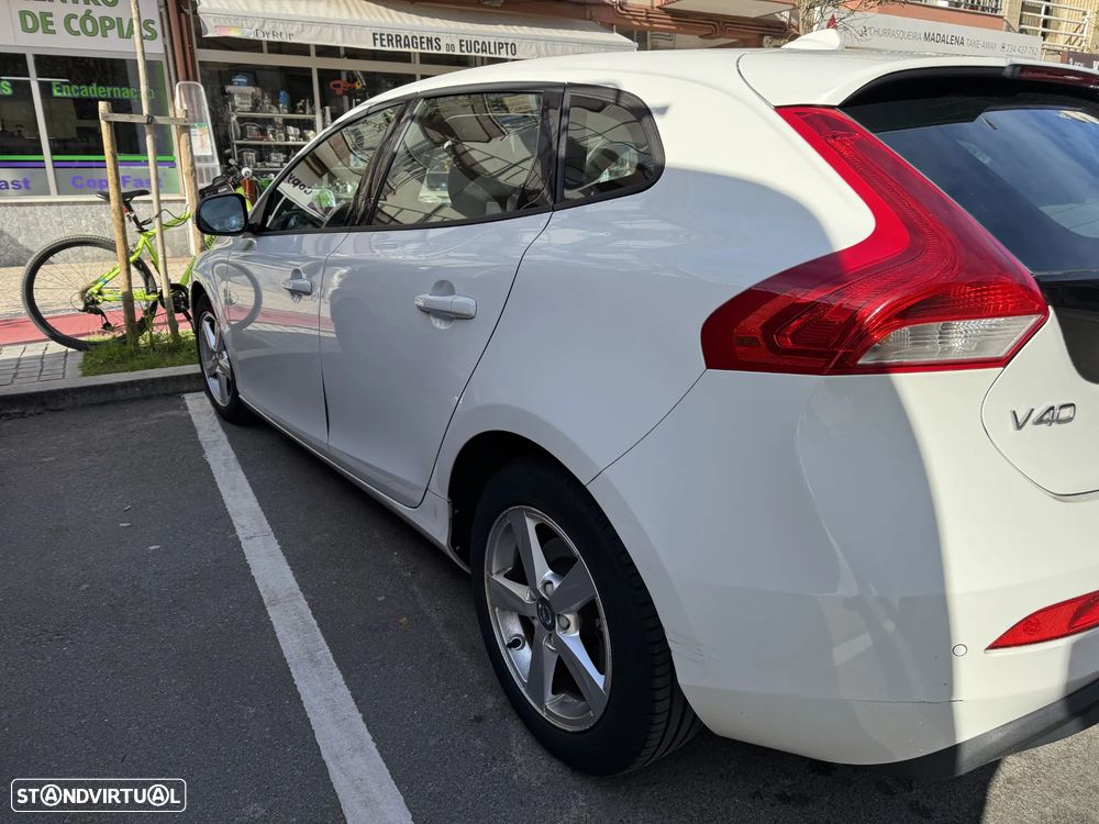 Volvo V40 1.6 D2 Momentum - 7