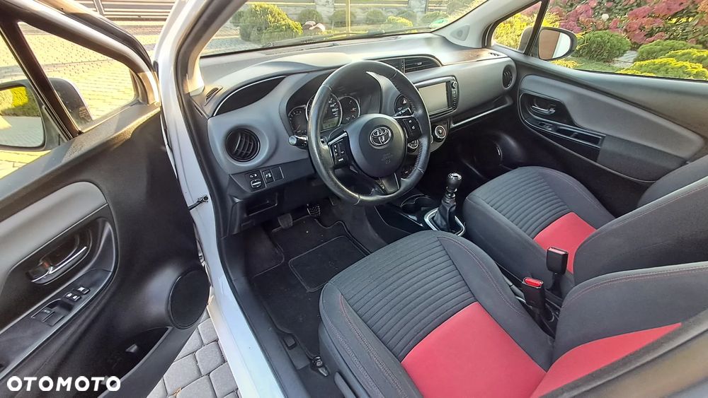 Toyota Yaris - 5