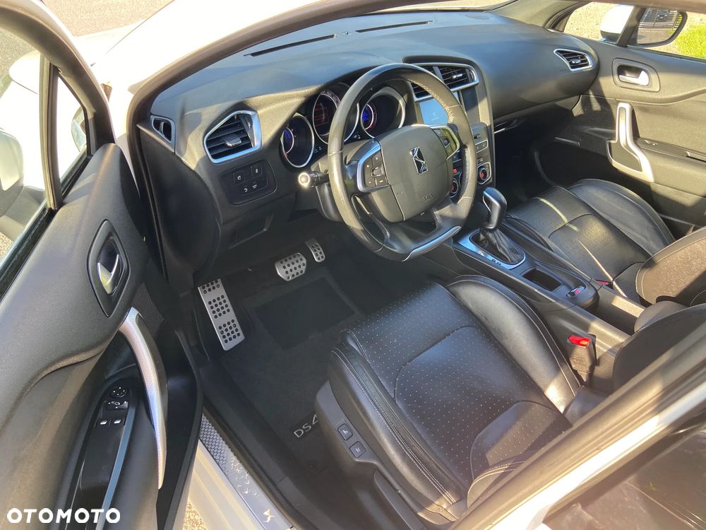 DS Automobiles DS 4 - 16