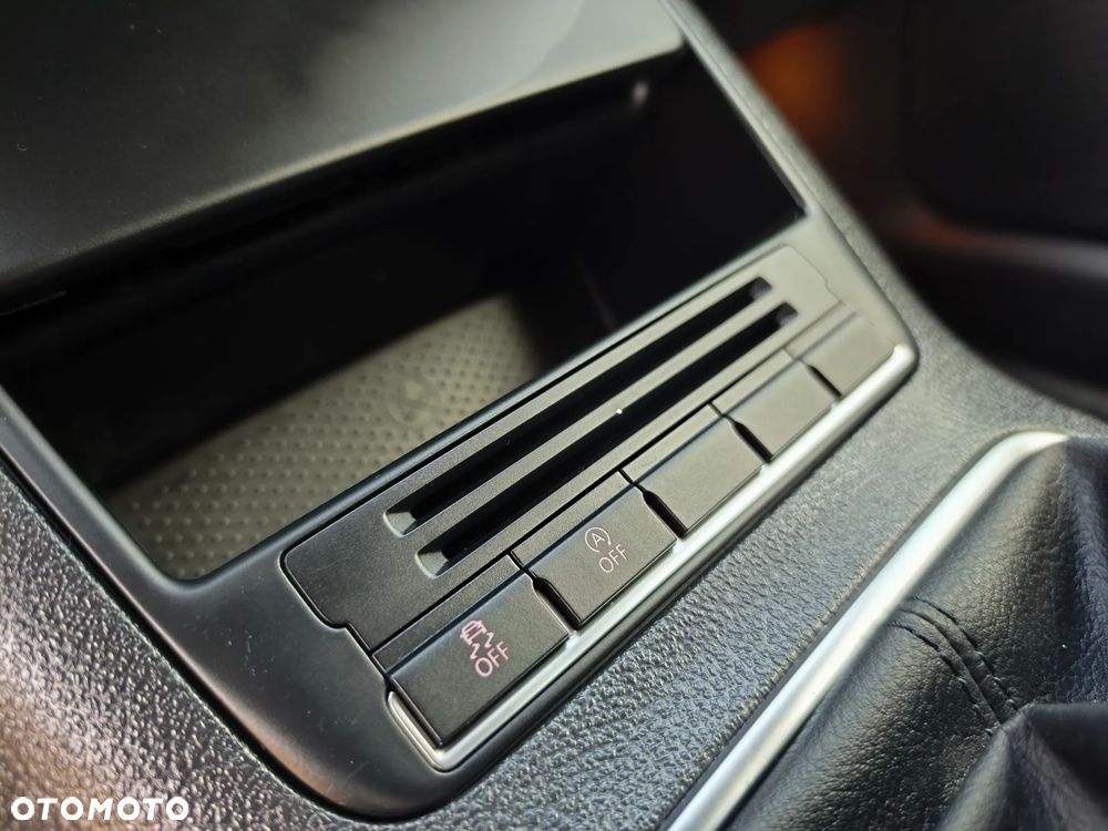 Volkswagen Tiguan 2.0 TDI DPF BlueMotion Technology Freestyle - 23