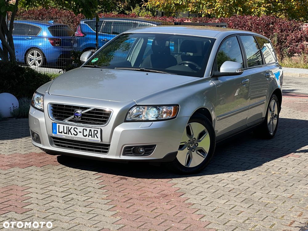 Volvo V50