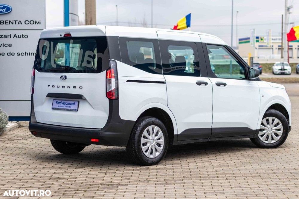 Ford Tourneo Courier 1.0 EcoBoost Trend - 10