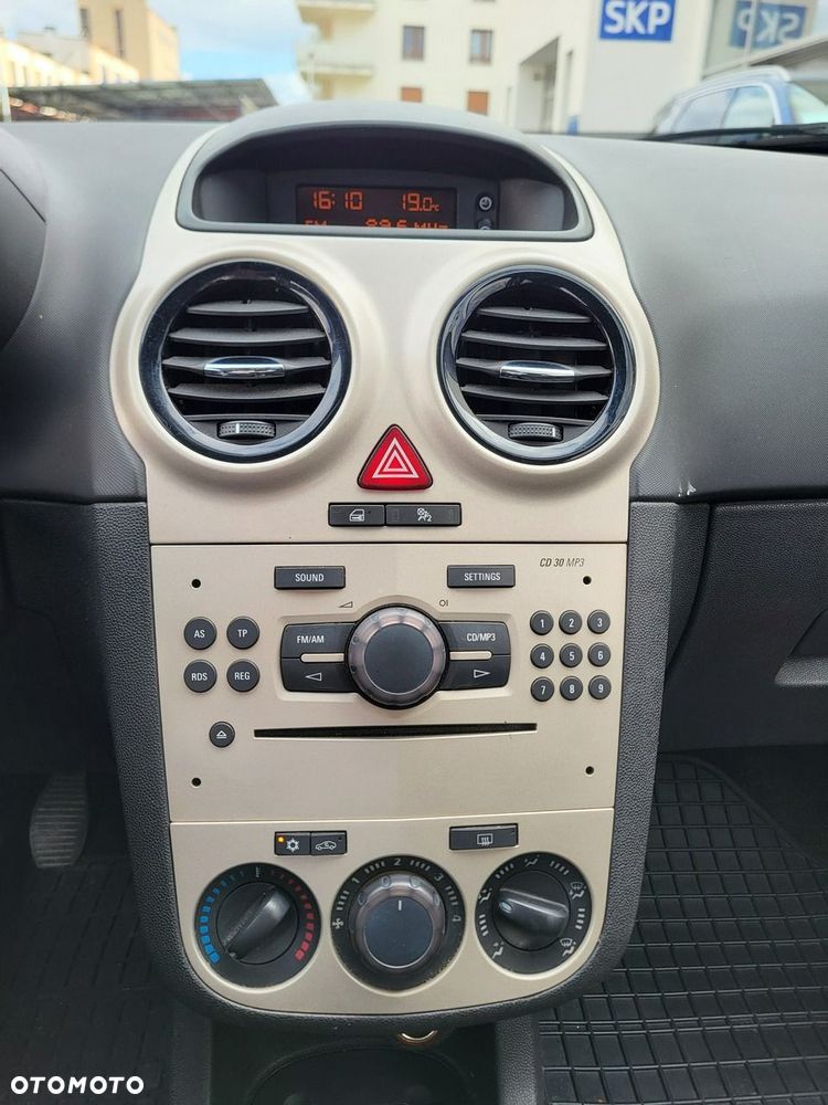 Opel Corsa - 10