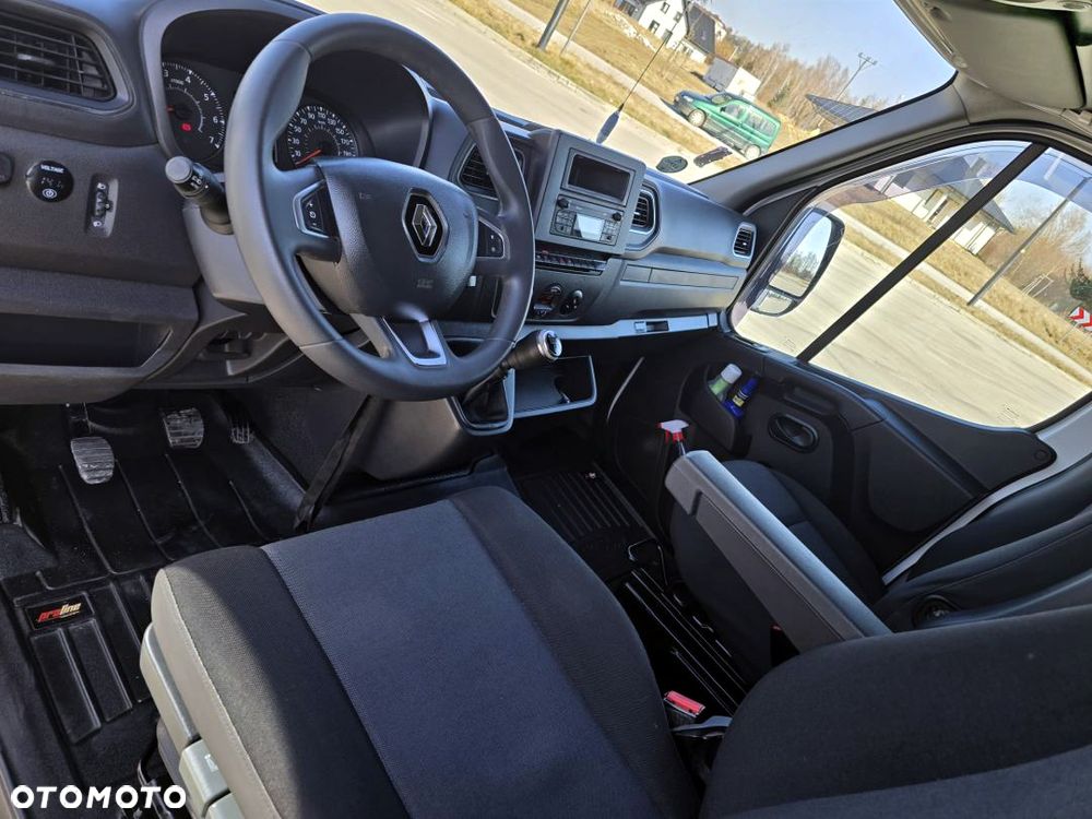 Renault Master - 18