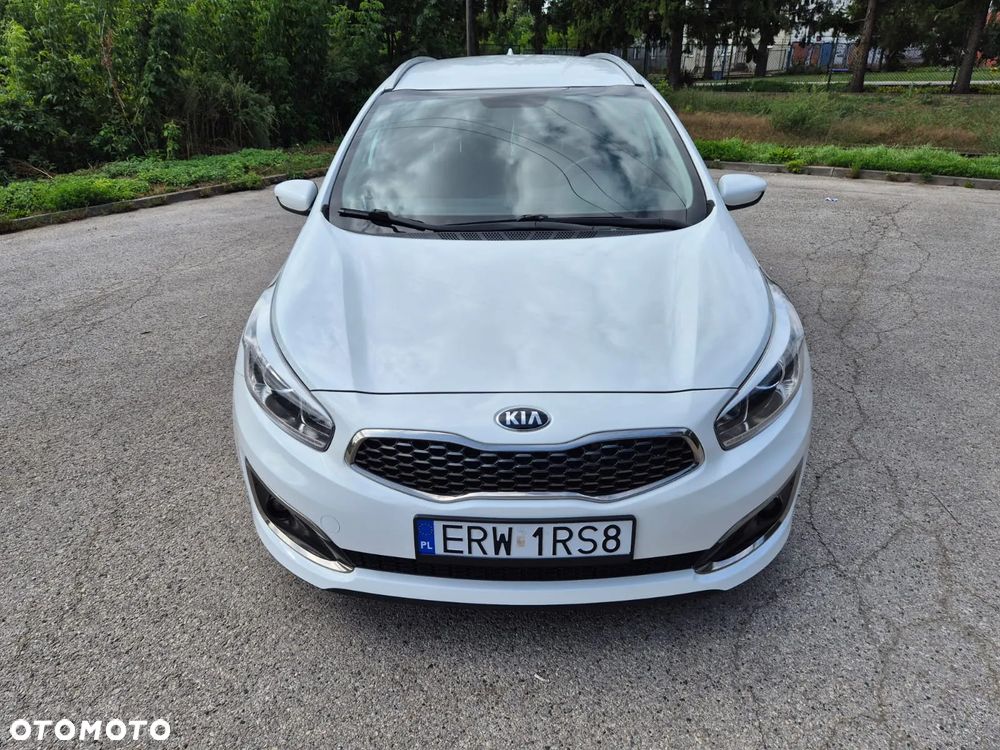 Kia Ceed Cee'd 1.6 CRDi L Business Line - 4