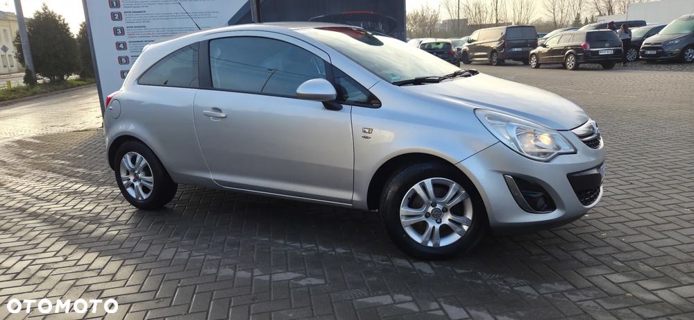Opel Corsa 1.2 16V Enjoy - 17