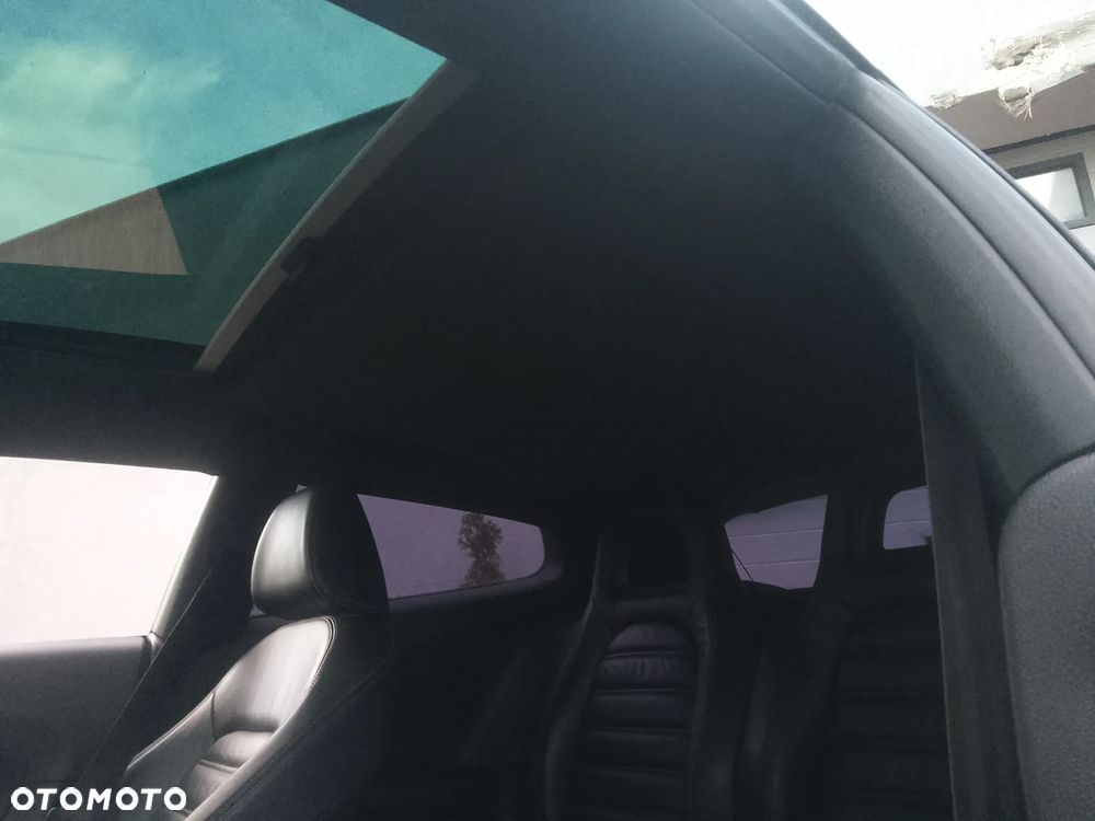 Volkswagen Scirocco - 11