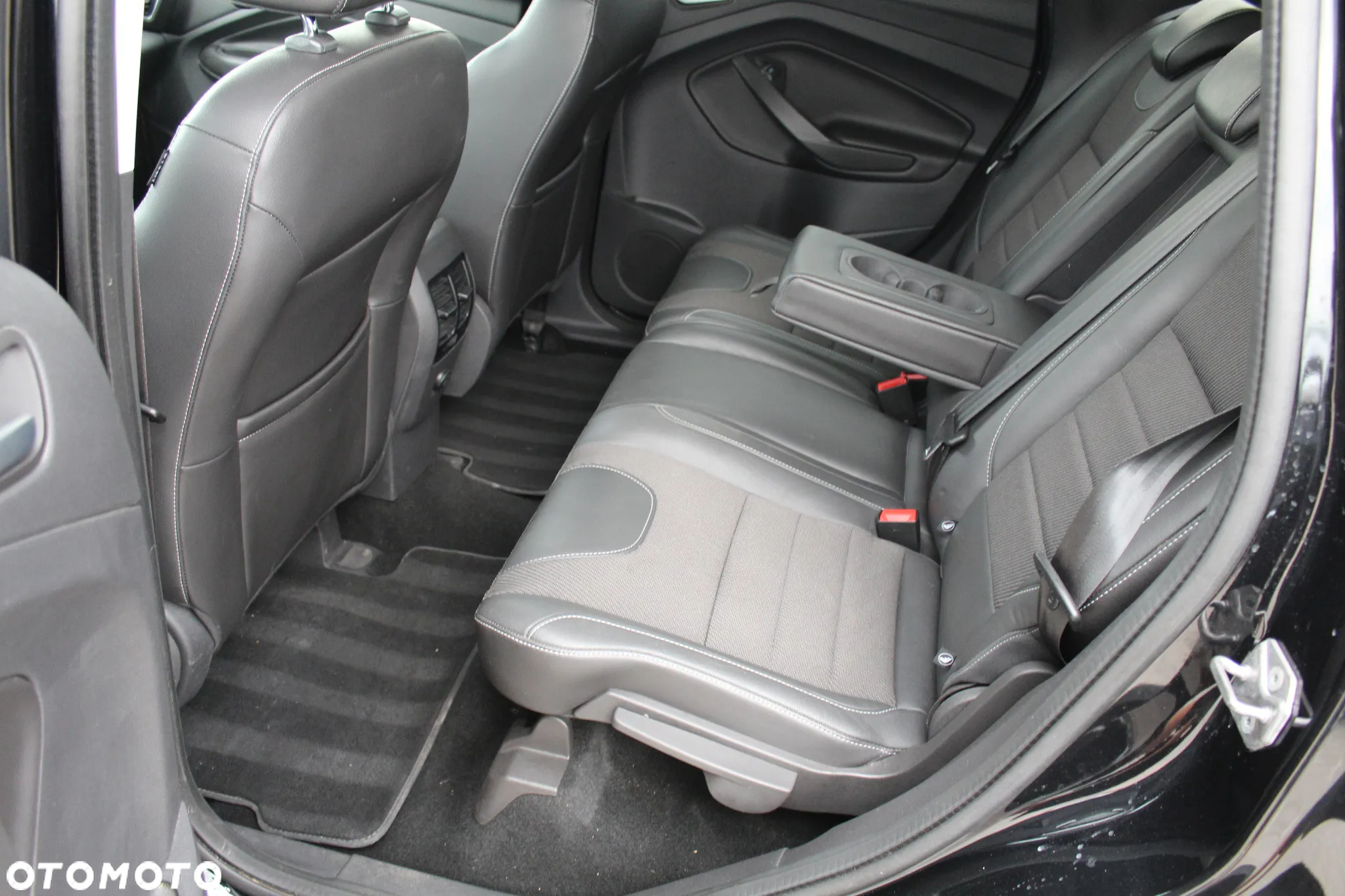 Ford Kuga 1.6 EcoBoost FWD Titanium Plus ASS - 18