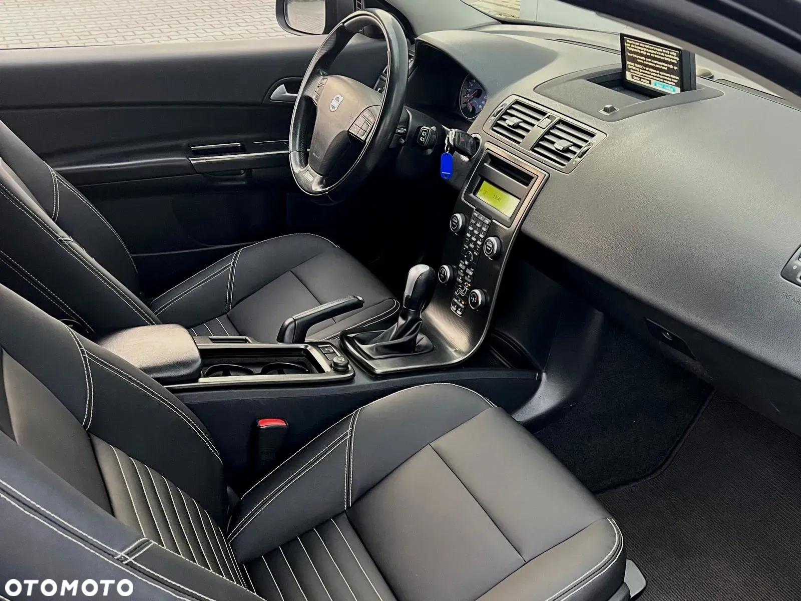 Volvo C30 D3 R-Design - 20