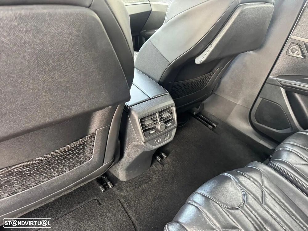 Peugeot 5008 1.2 PureTech GT Pack EAT8 - 12